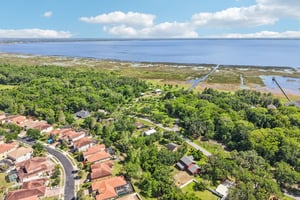 Holiday Woods Dr-S1504-048.jpg