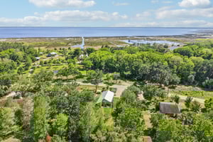 Holiday Woods Dr-S1504-050.jpg