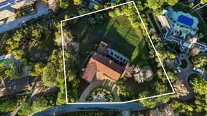 Property line is approximate