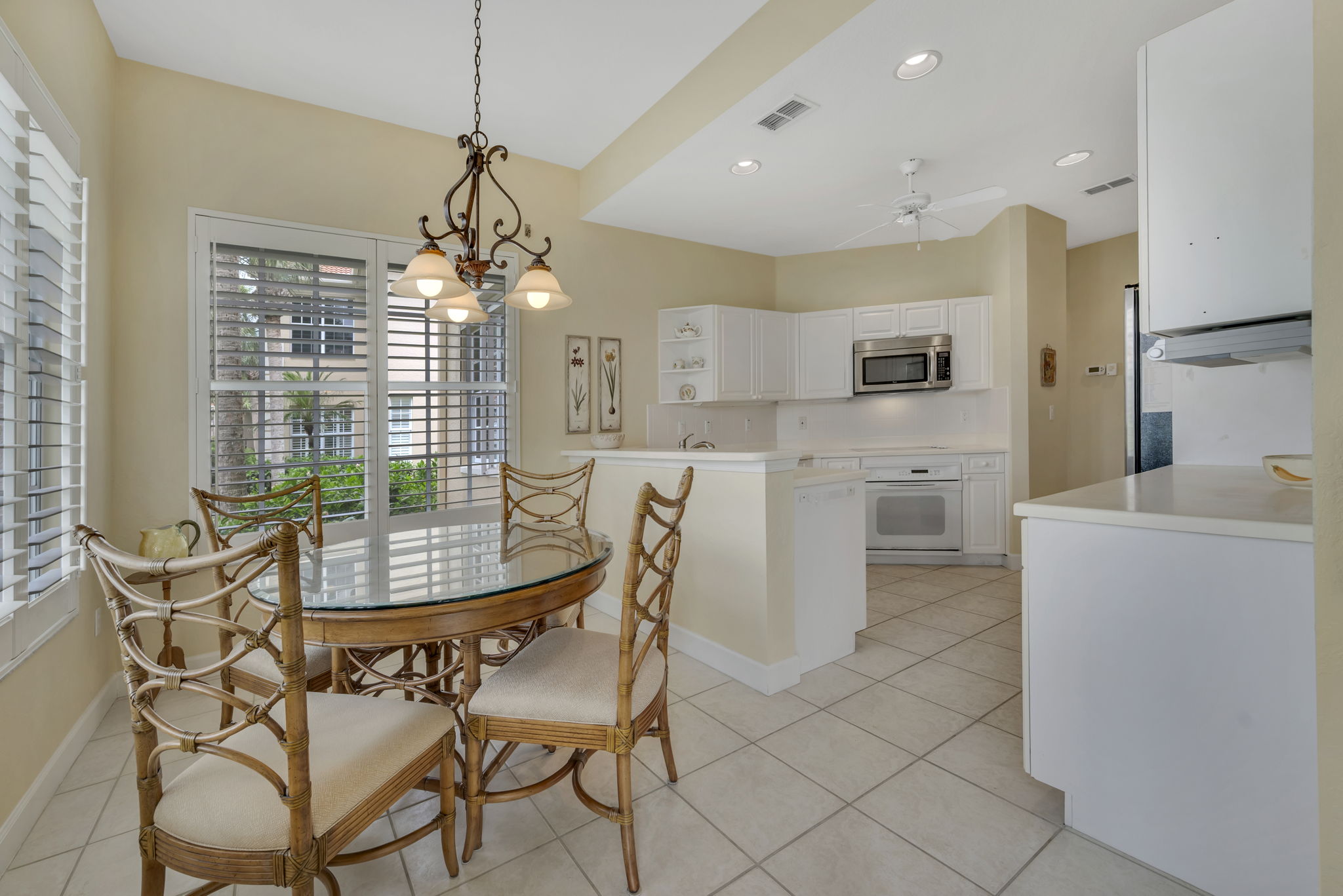 Breakfast Kitchen