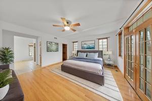 415A9037 virtually staged.jpeg