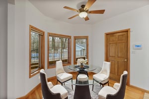 415A9002 virtually staged.jpeg