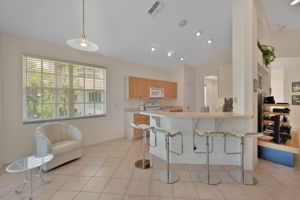 Breakfast Bar - Kitchen