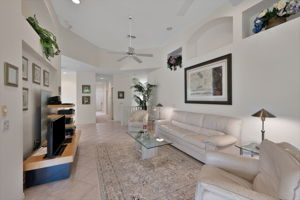 Living View 2