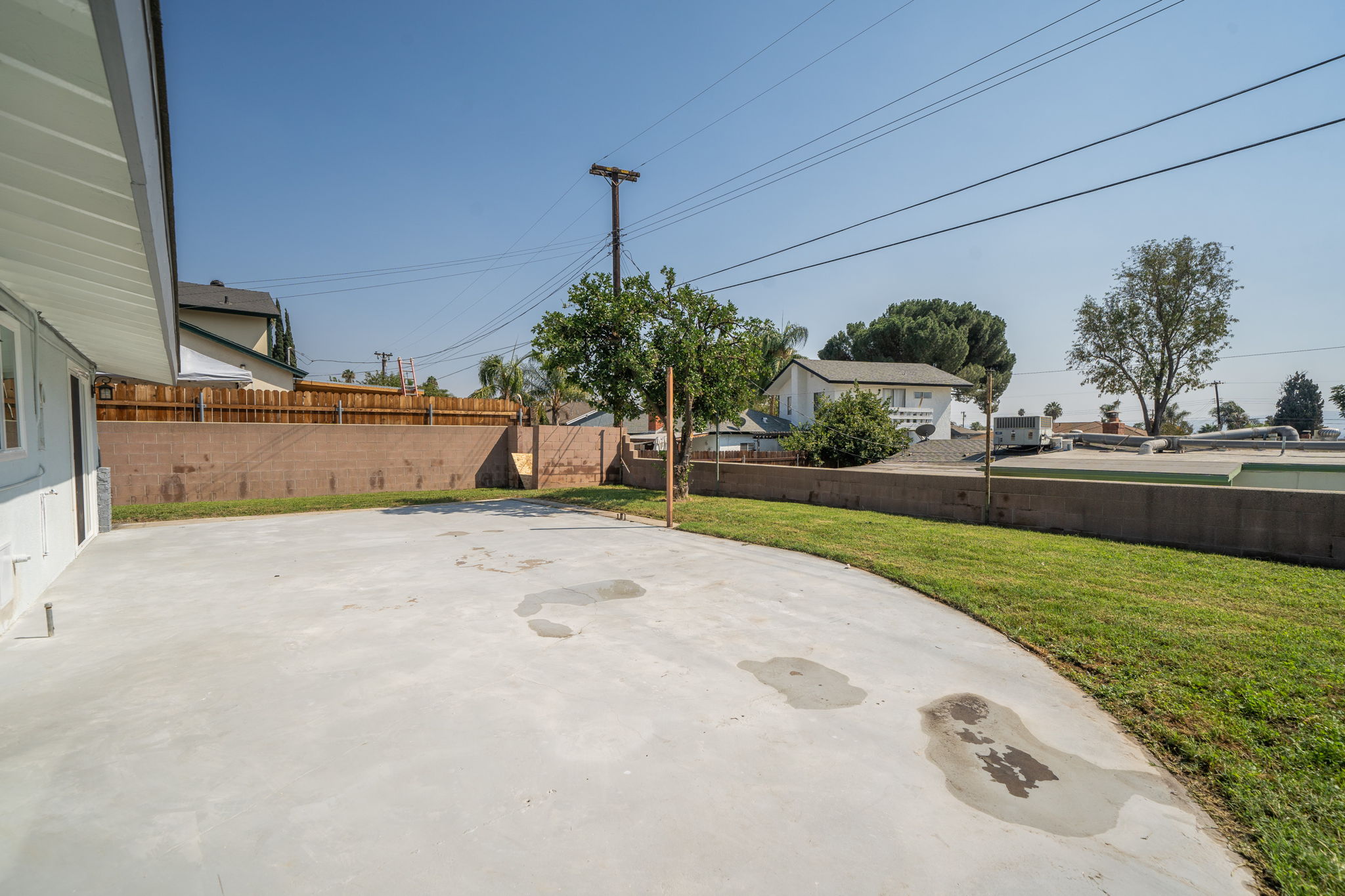  26983 Fisher St, Highland, CA 92346, US Photo 27