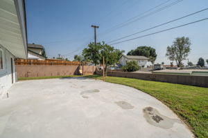  26983 Fisher St, Highland, CA 92346, US Photo 26