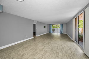 Dining Room3