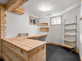  Photo 45