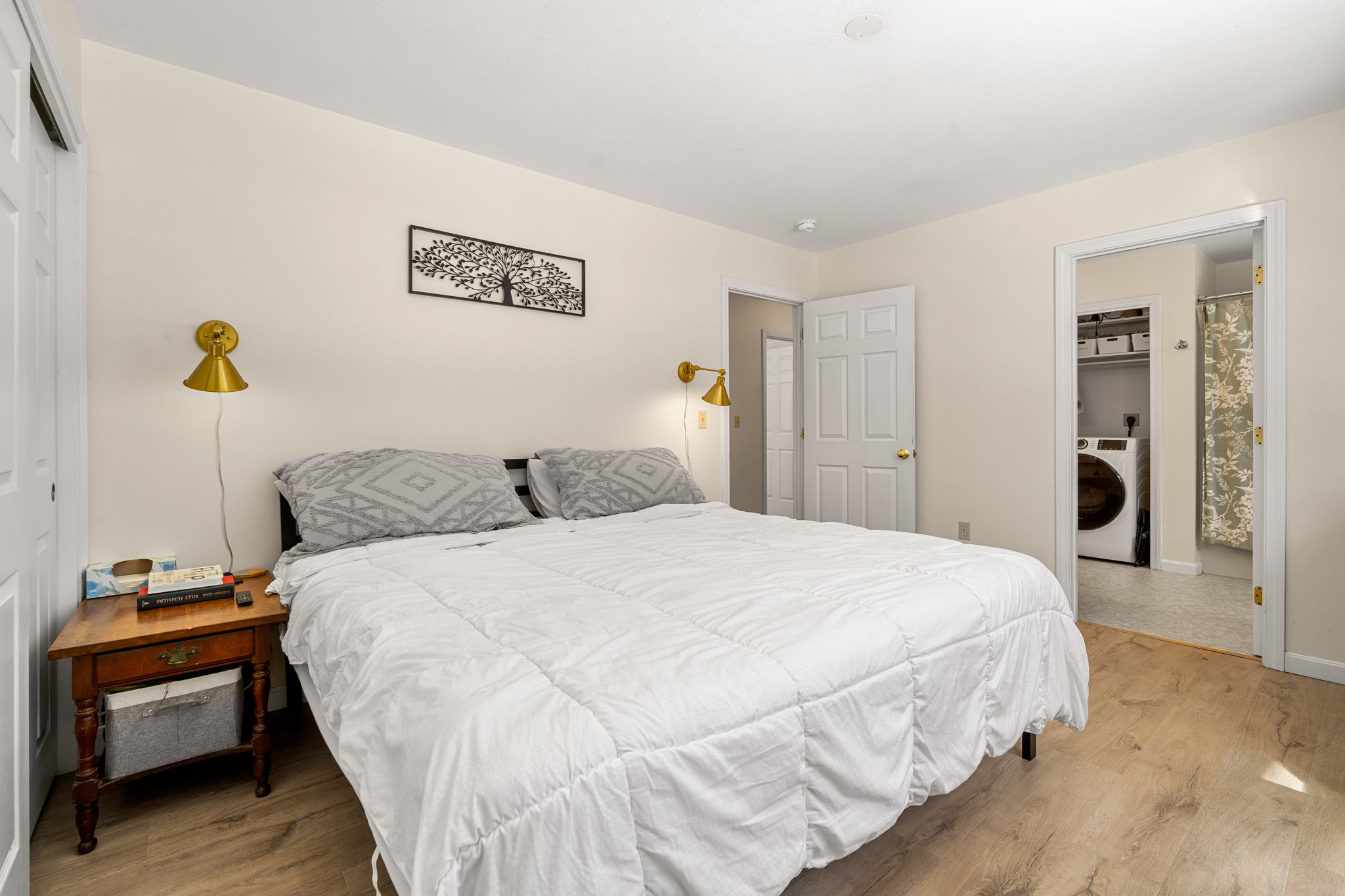 27 Barnes Ave, Alton, NH 03809, USA Photo 11