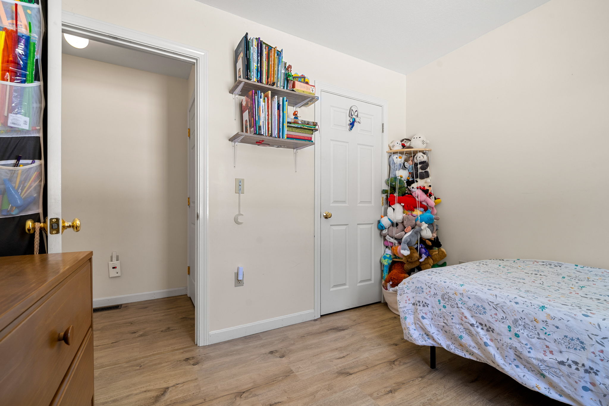 27 Barnes Ave, Alton, NH 03809, USA Photo 59