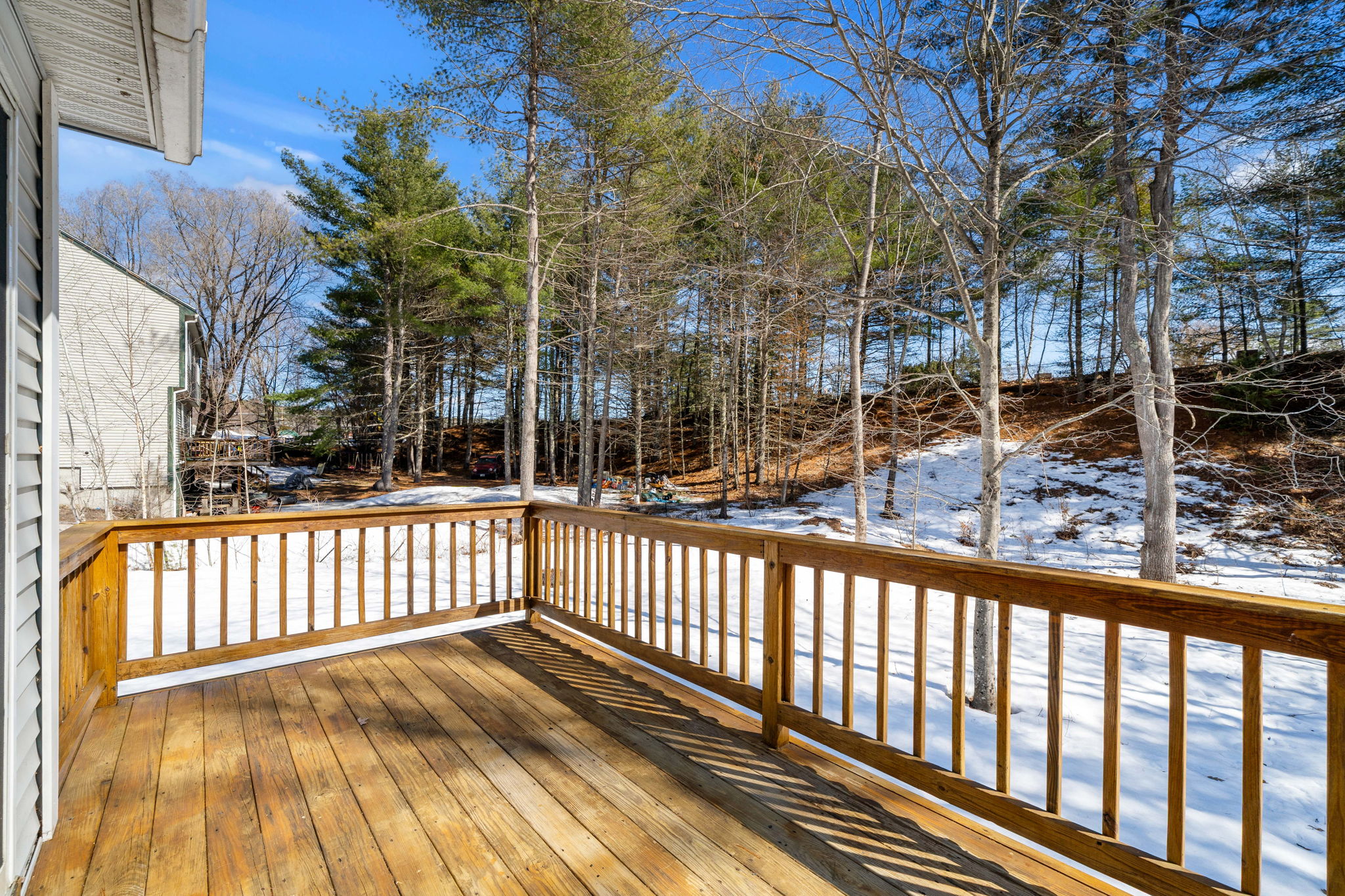 27 Barnes Ave, Alton, NH 03809, USA Photo 77