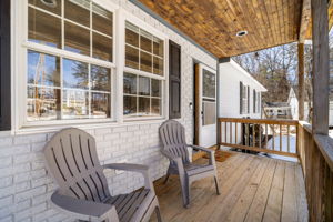 27 Barnes Ave, Alton, NH 03809, USA Photo 46