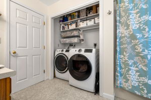 27 Barnes Ave, Alton, NH 03809, USA Photo 52