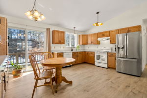 27 Barnes Ave, Alton, NH 03809, USA Photo 67