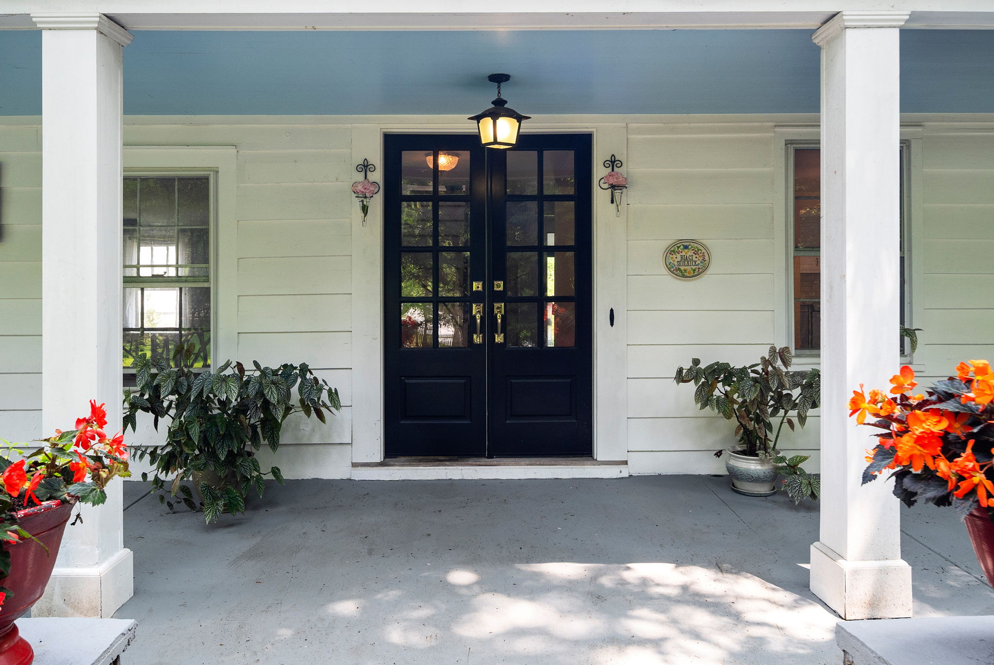 Let's step inside to take a look!