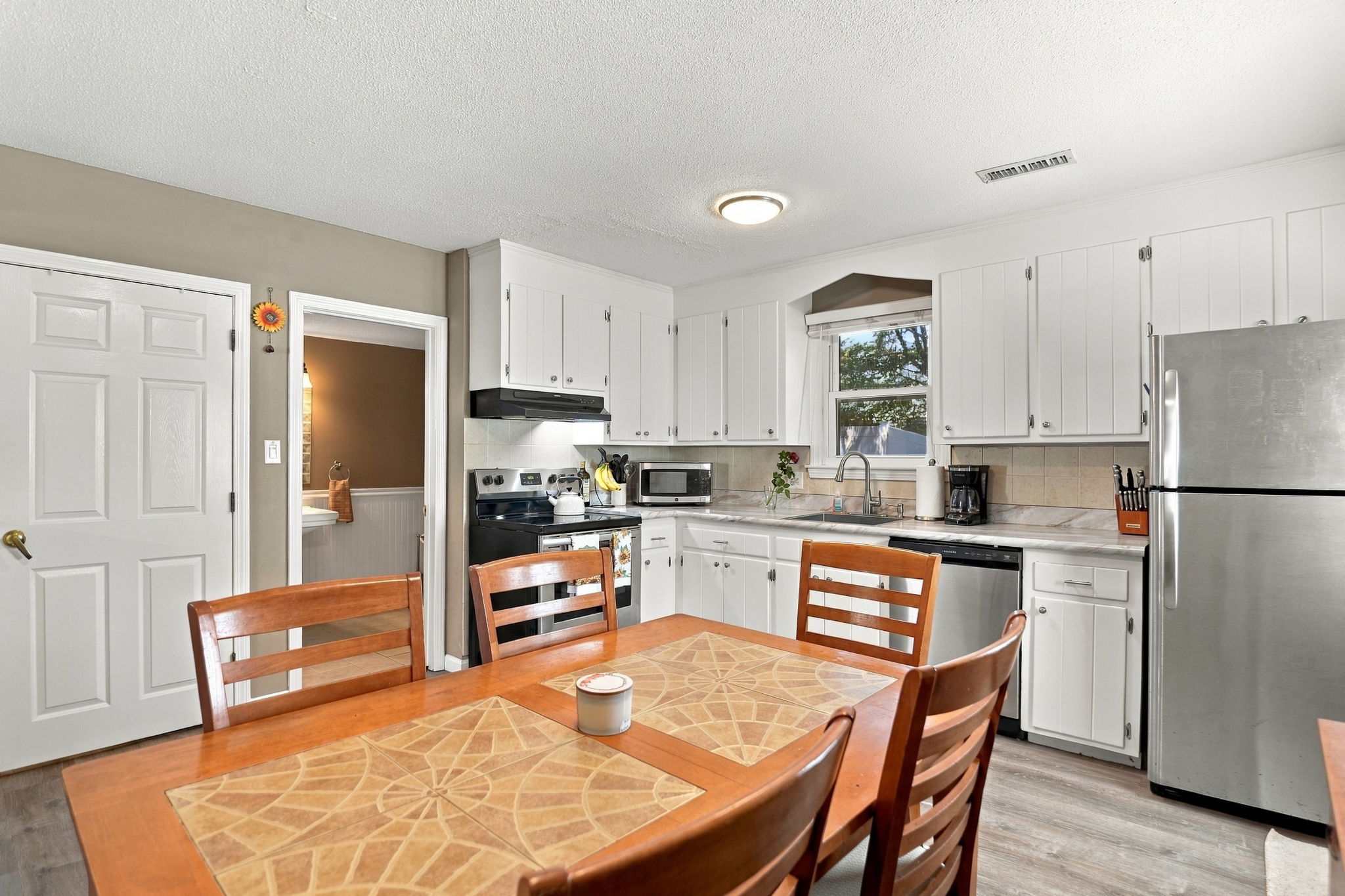 27 Bentley Cir #27, Methuen, MA 01844, USA Photo 10