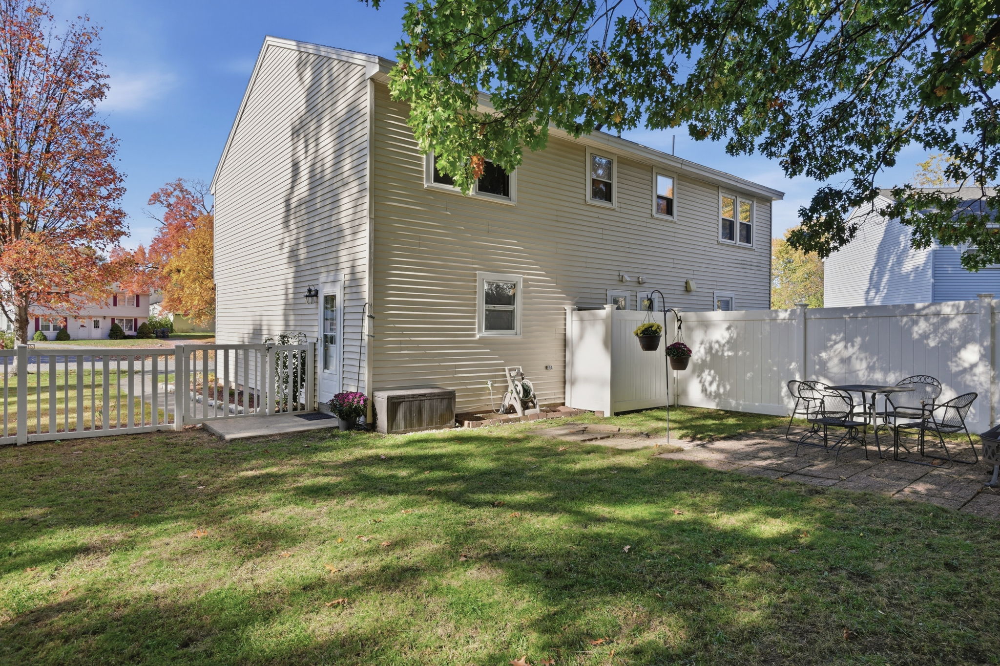 27 Bentley Cir #27, Methuen, MA 01844, USA Photo 21