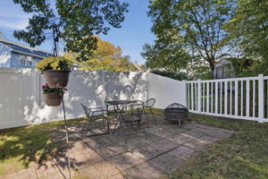 27 Bentley Cir #27, Methuen, MA 01844, USA Photo 19