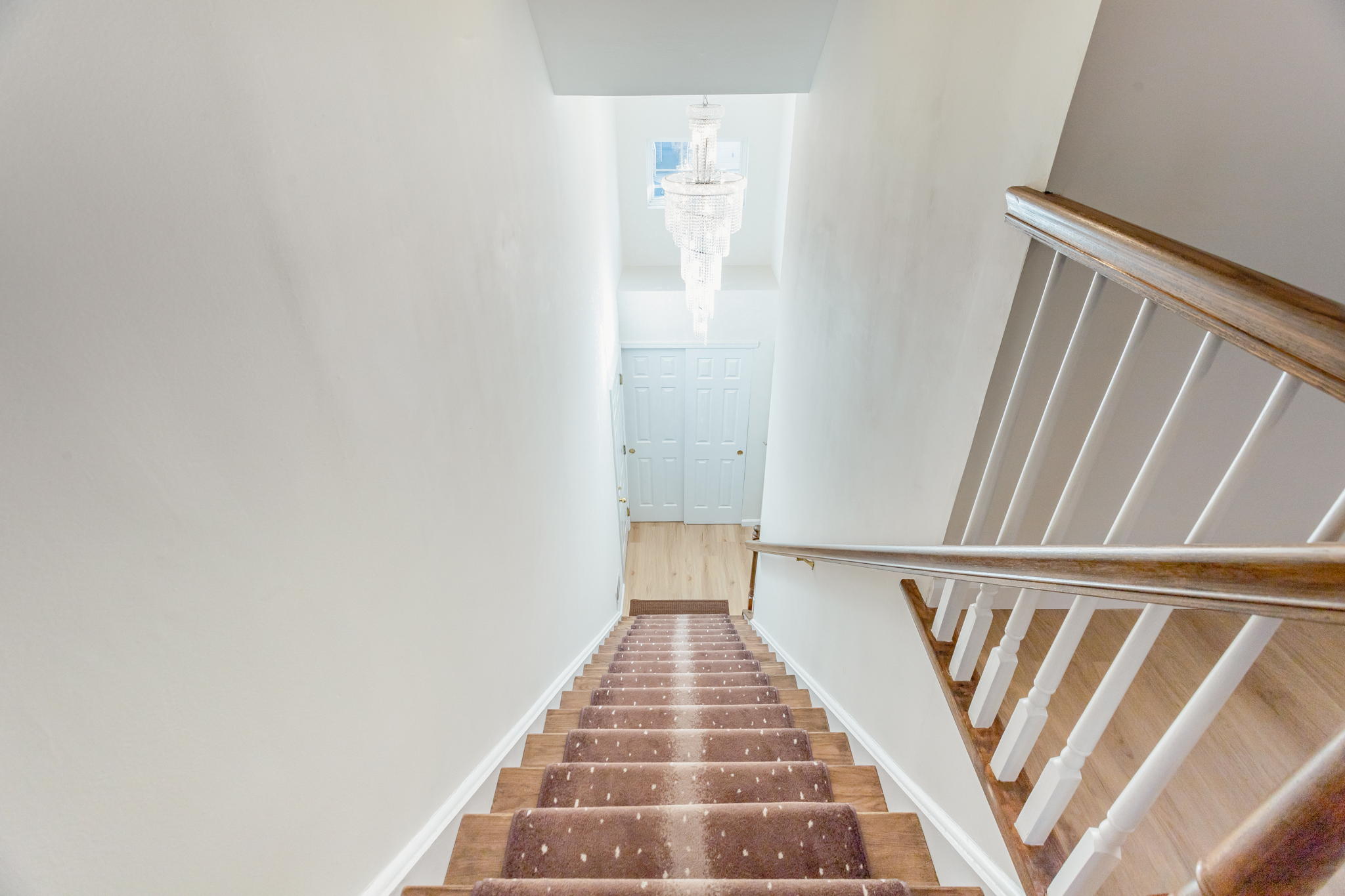 27 Carriage Ln, Oyster Bay, NY 11803, USA Photo 25