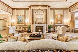 27 Carriage Ln, Oyster Bay, NY 11803, USA Photo 46