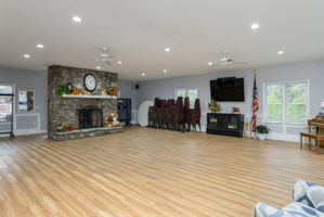  Photo 36