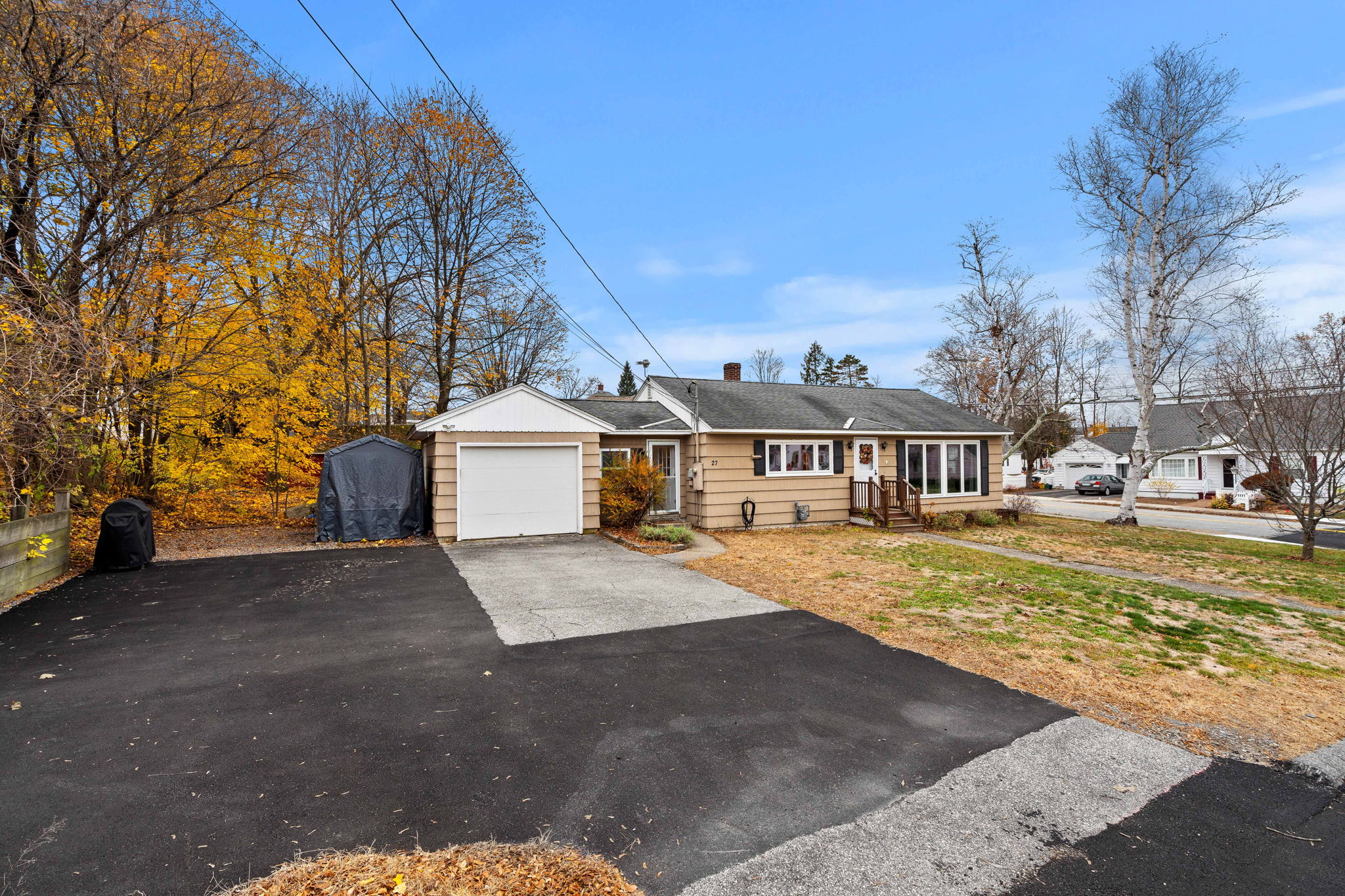 27 Fifield St, Nashua, NH 03060, USA Photo 5