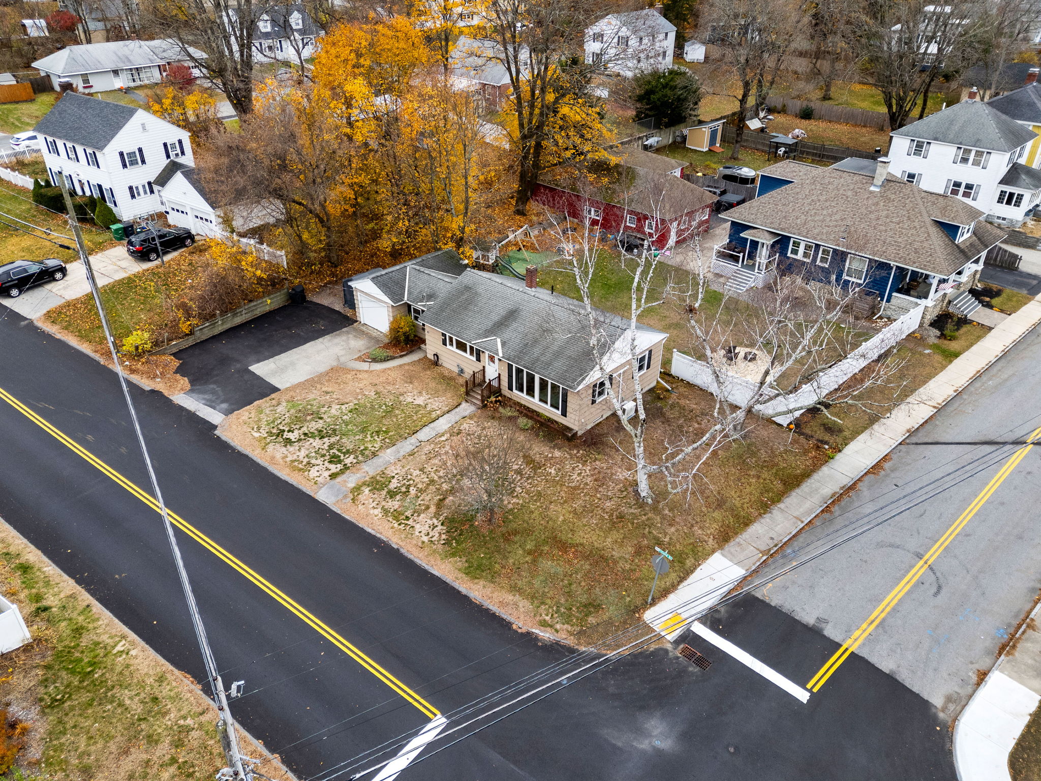 27 Fifield St, Nashua, NH 03060, USA Photo 15