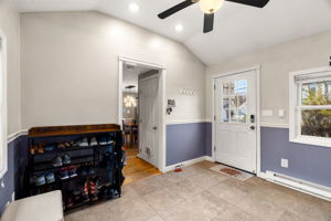 27 Fifield St, Nashua, NH 03060, USA Photo 39