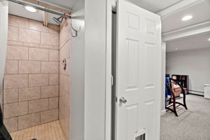 27 Fifield St, Nashua, NH 03060, USA Photo 49