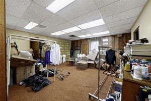  Photo 31
