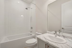  Photo 38