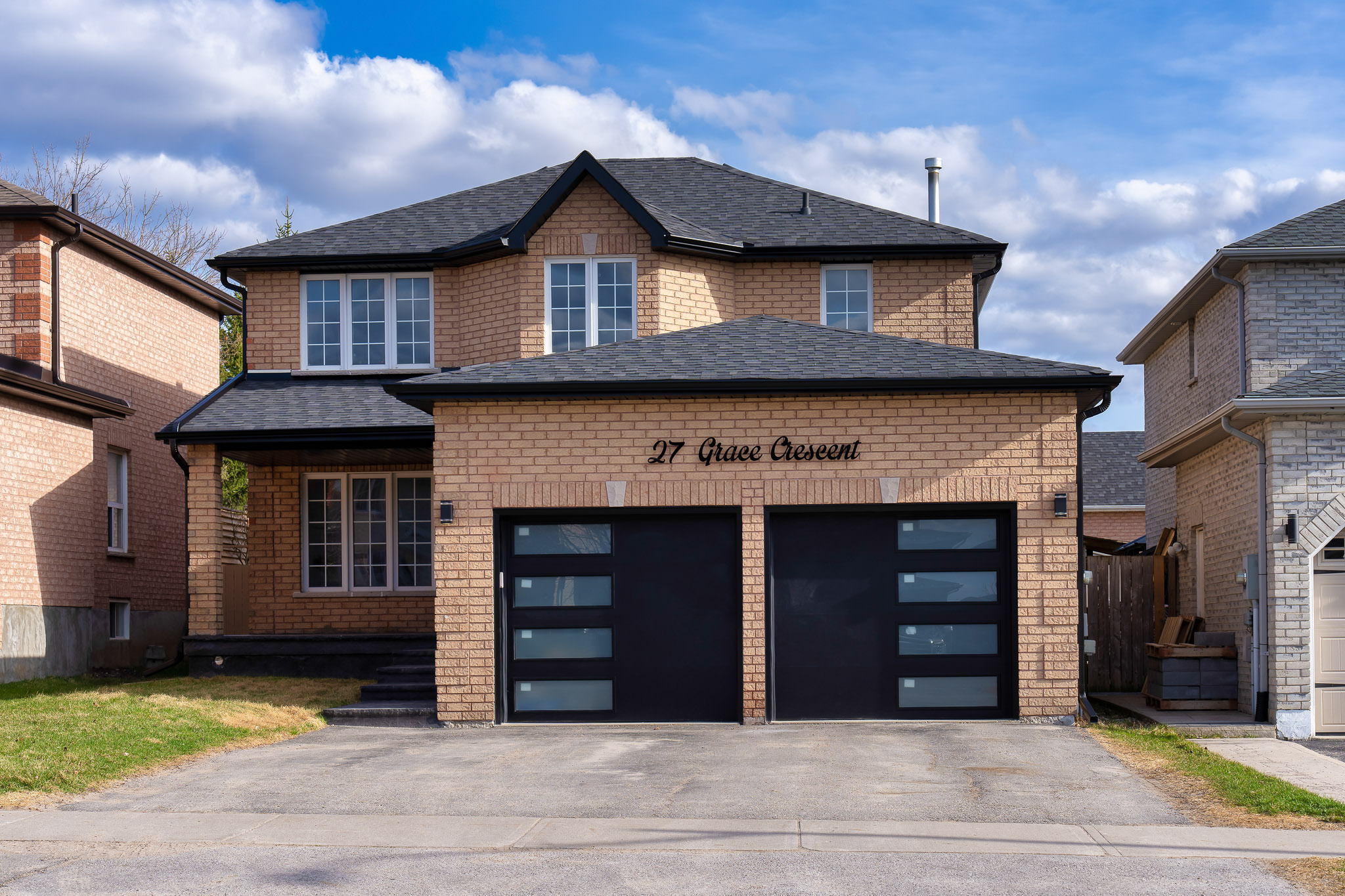 27 Grace Crescent, Barrie, ON L4N 9S8, Canada