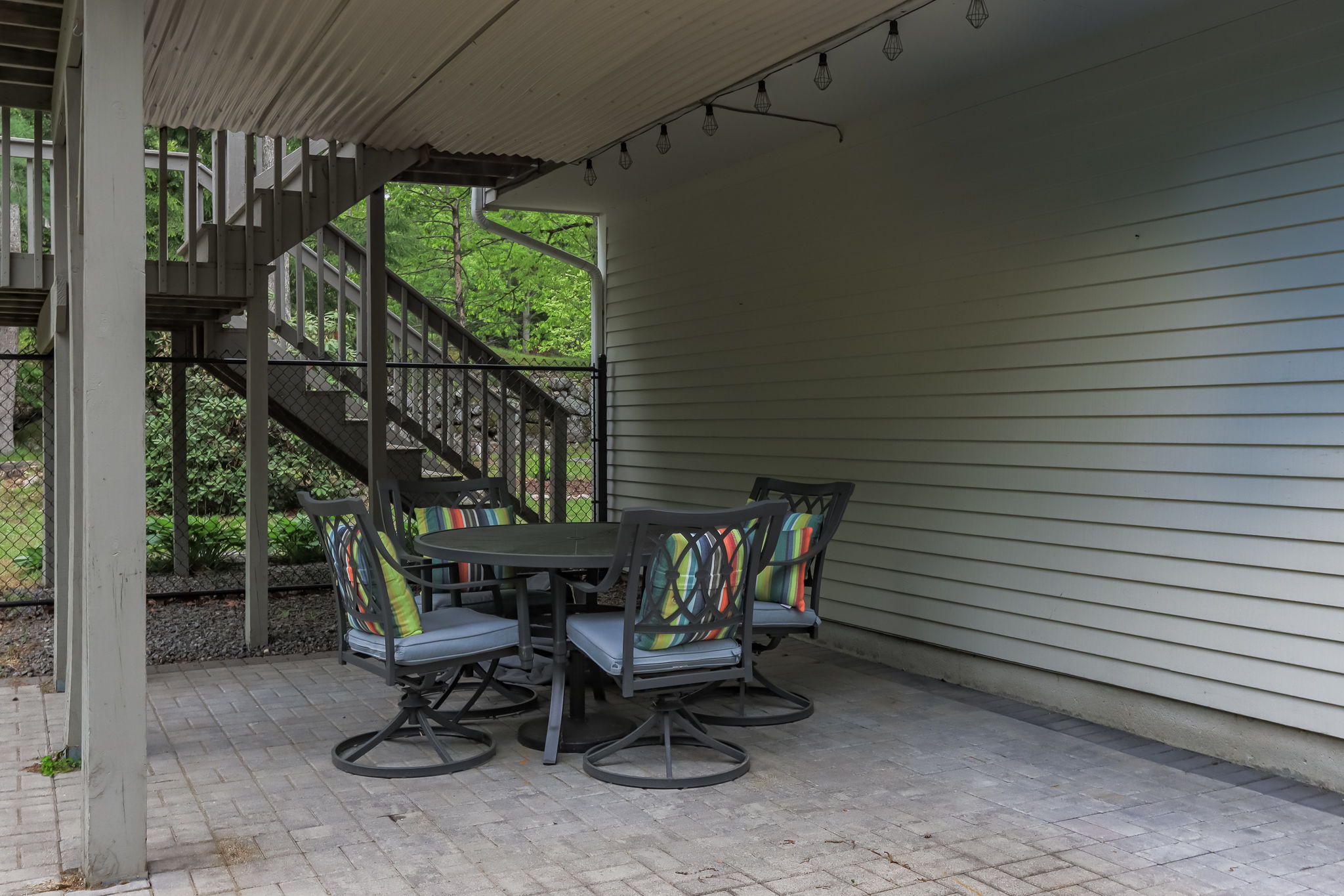ExteriorRearPorch-3