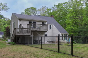 ExteriorRear-4