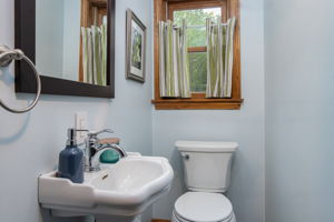 HalfBath-1