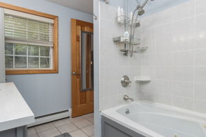 BedroomPrimaryBath-4