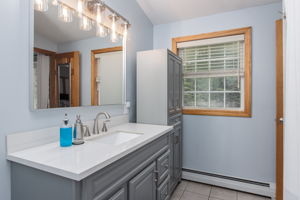 BedroomPrimaryBath-2