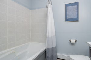 BedroomPrimaryBath-3