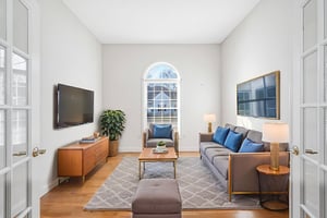 DSC_1342 virtually staged.jpeg