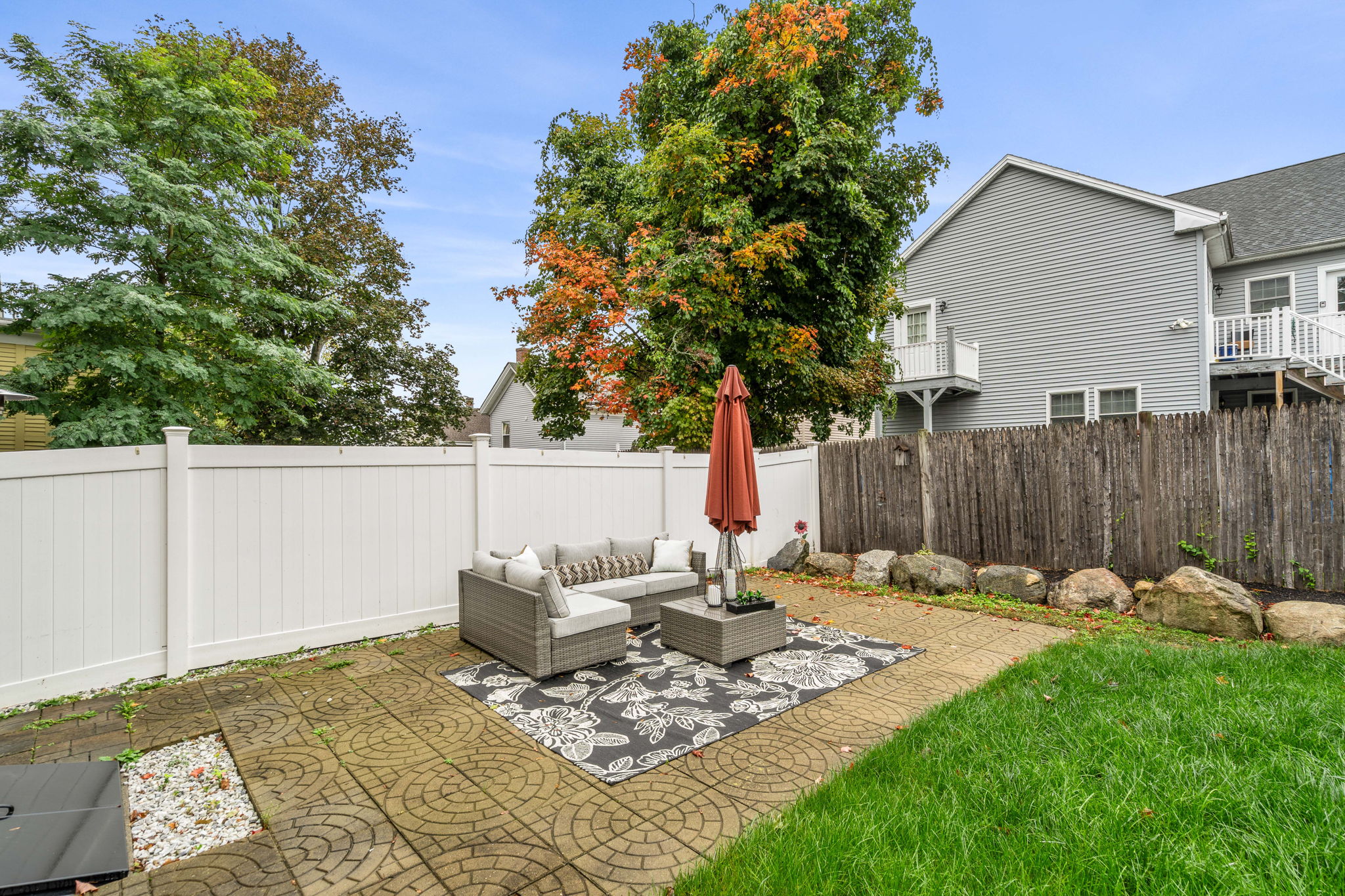 27 Pearl St, Wakefield, MA 01880, USA Photo 9