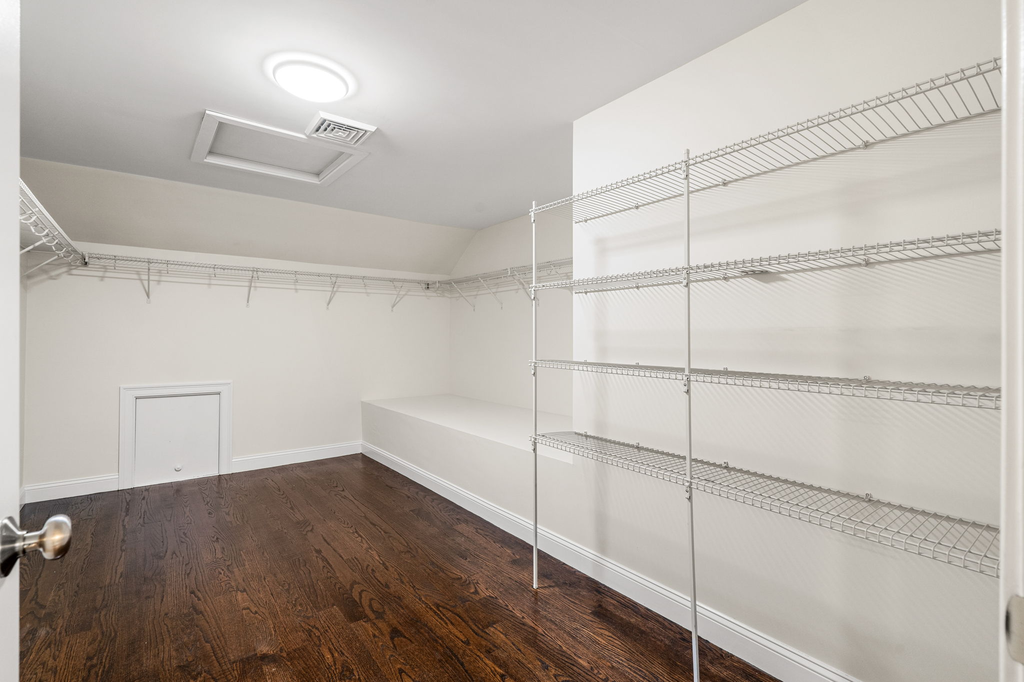 27 Pearl St, Wakefield, MA 01880, USA Photo 16