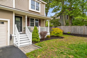 27 Pearl St, Wakefield, MA 01880, USA Photo 3