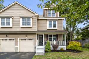 27 Pearl St, Wakefield, MA 01880, USA Photo 4