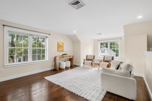 27 Pearl St, Wakefield, MA 01880, USA Photo 12