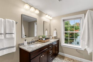27 Pearl St, Wakefield, MA 01880, USA Photo 16