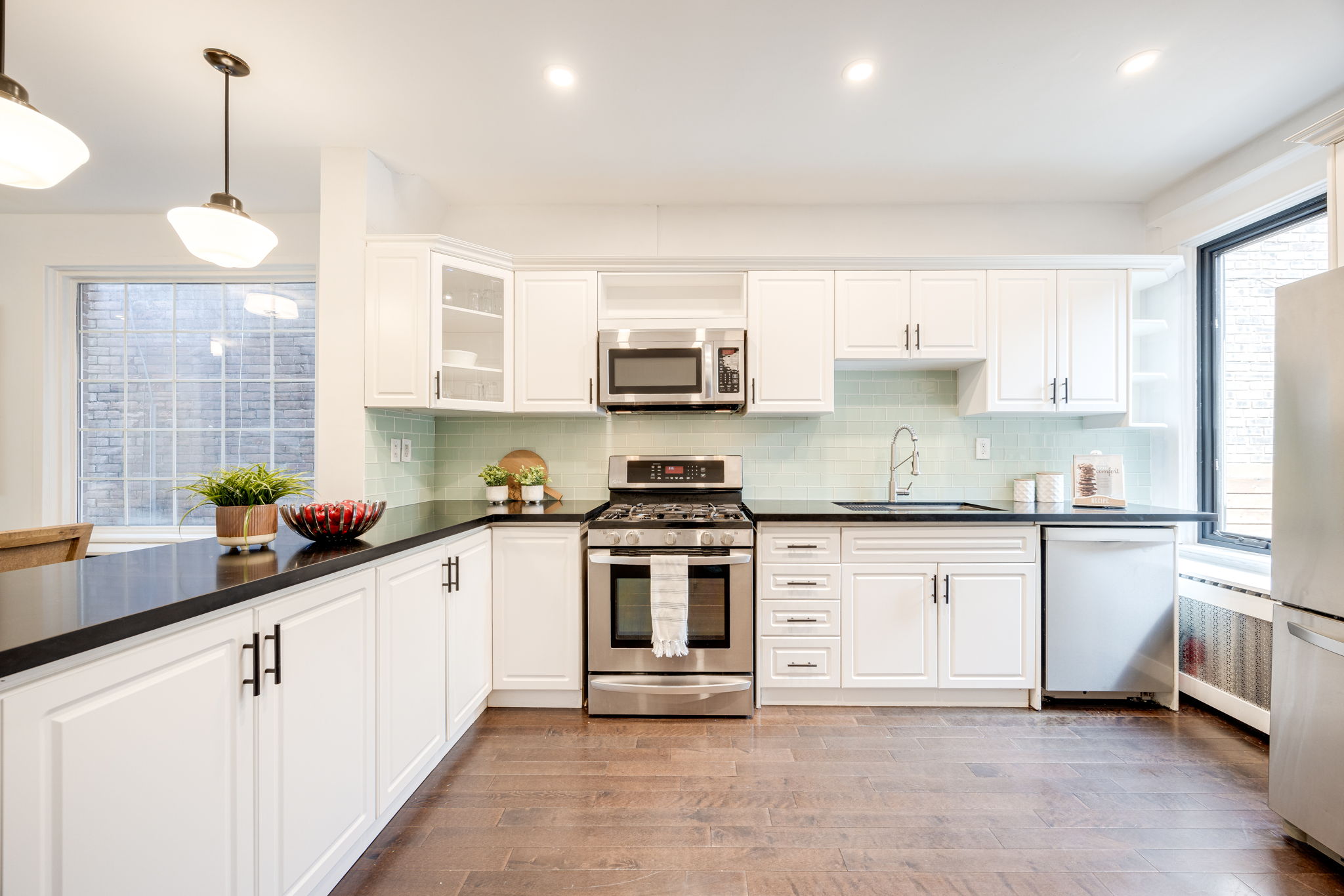 Toronto property showcase — delivered property photograph 15