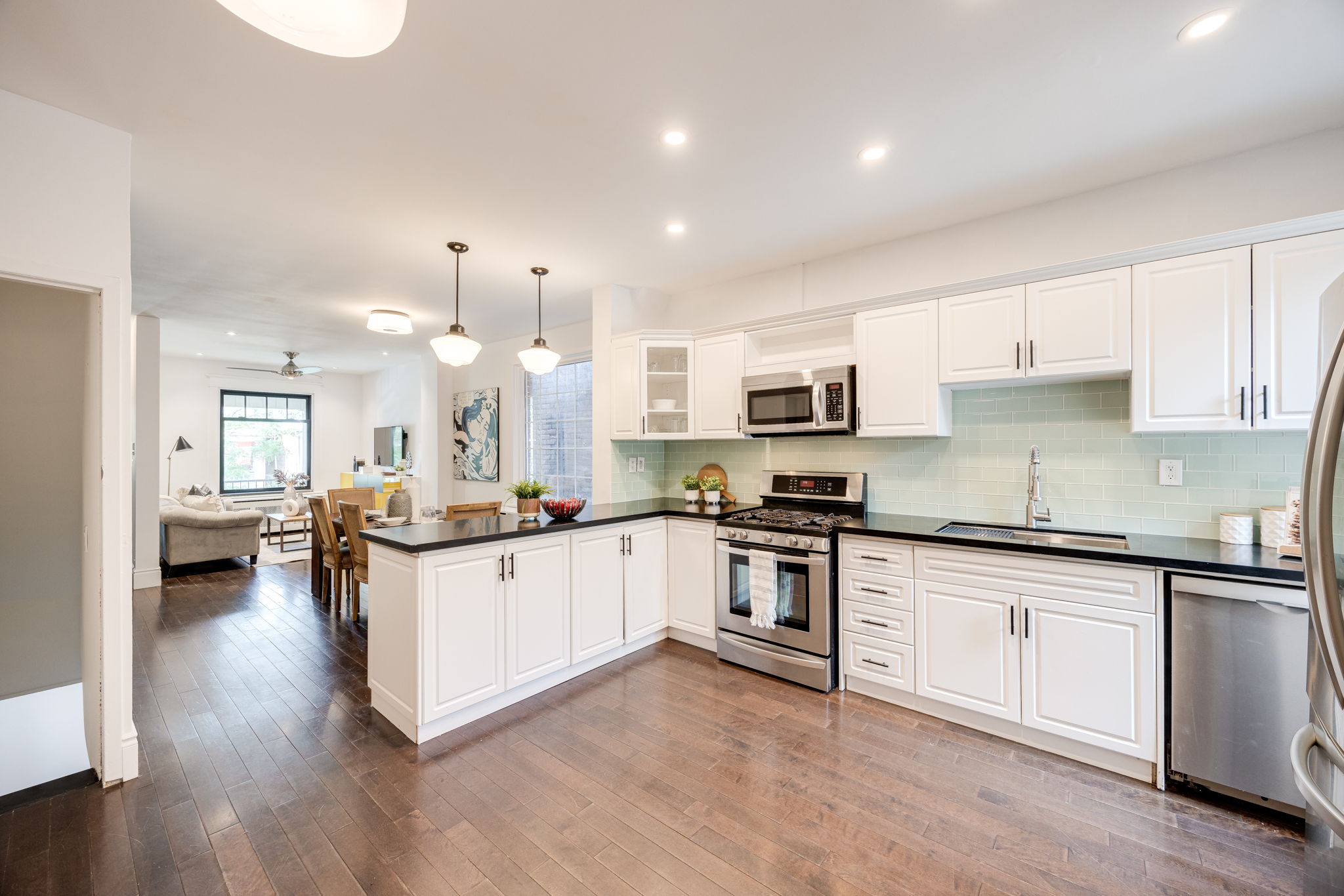 Toronto property showcase — delivered property photograph 17