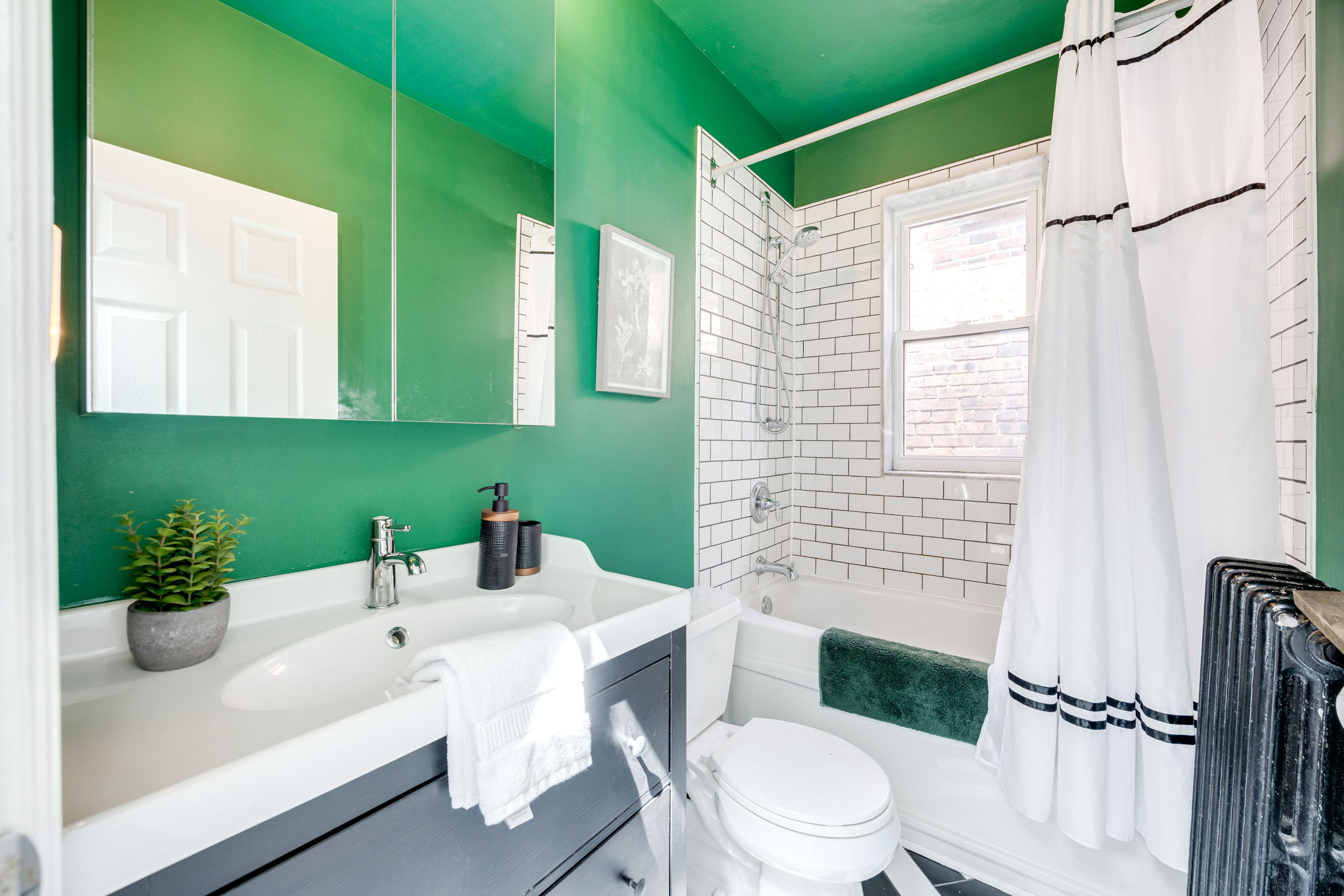 Toronto property showcase — delivered property photograph 24