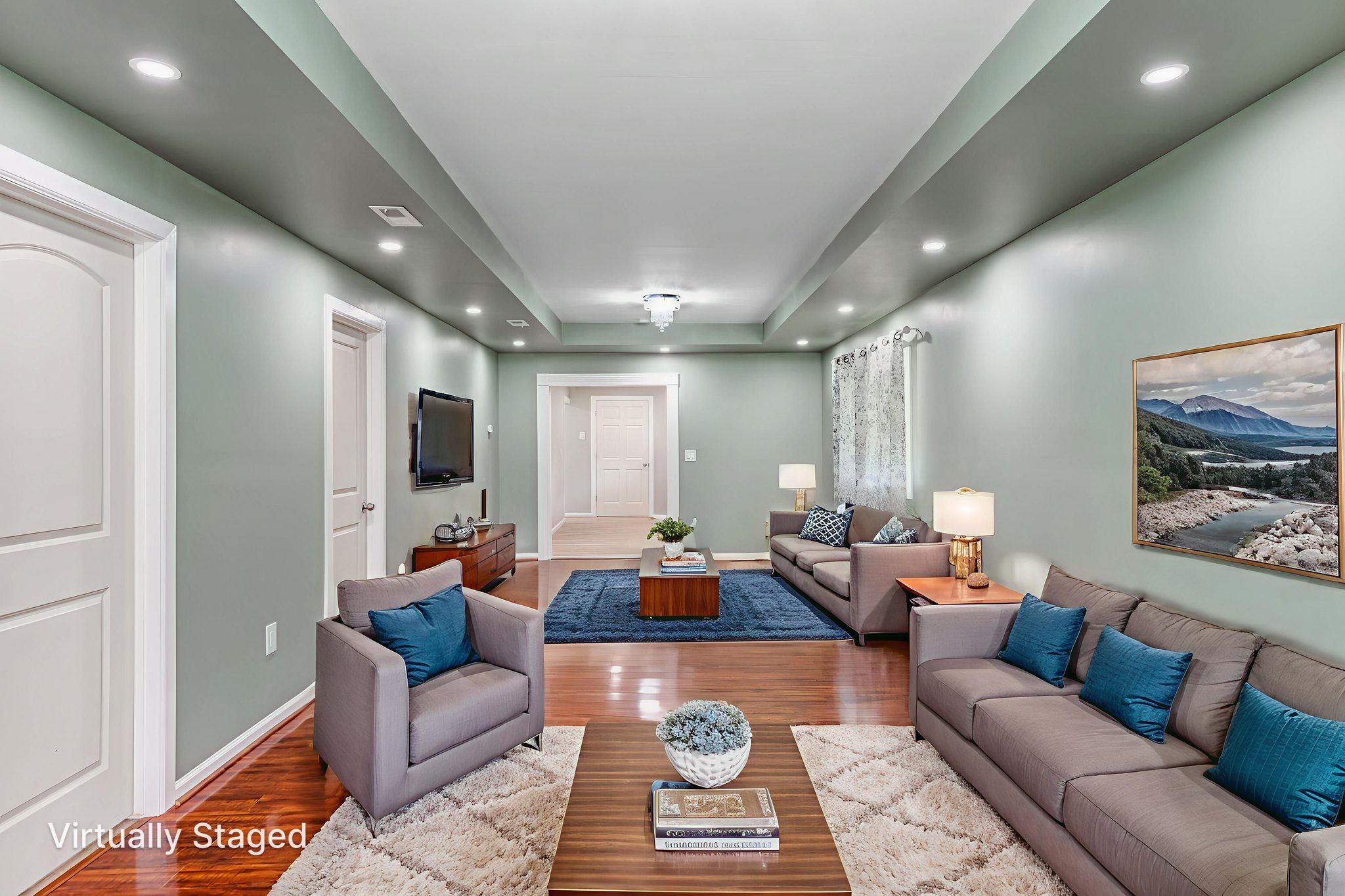 27-rohr-40 virtually staged.jpeg