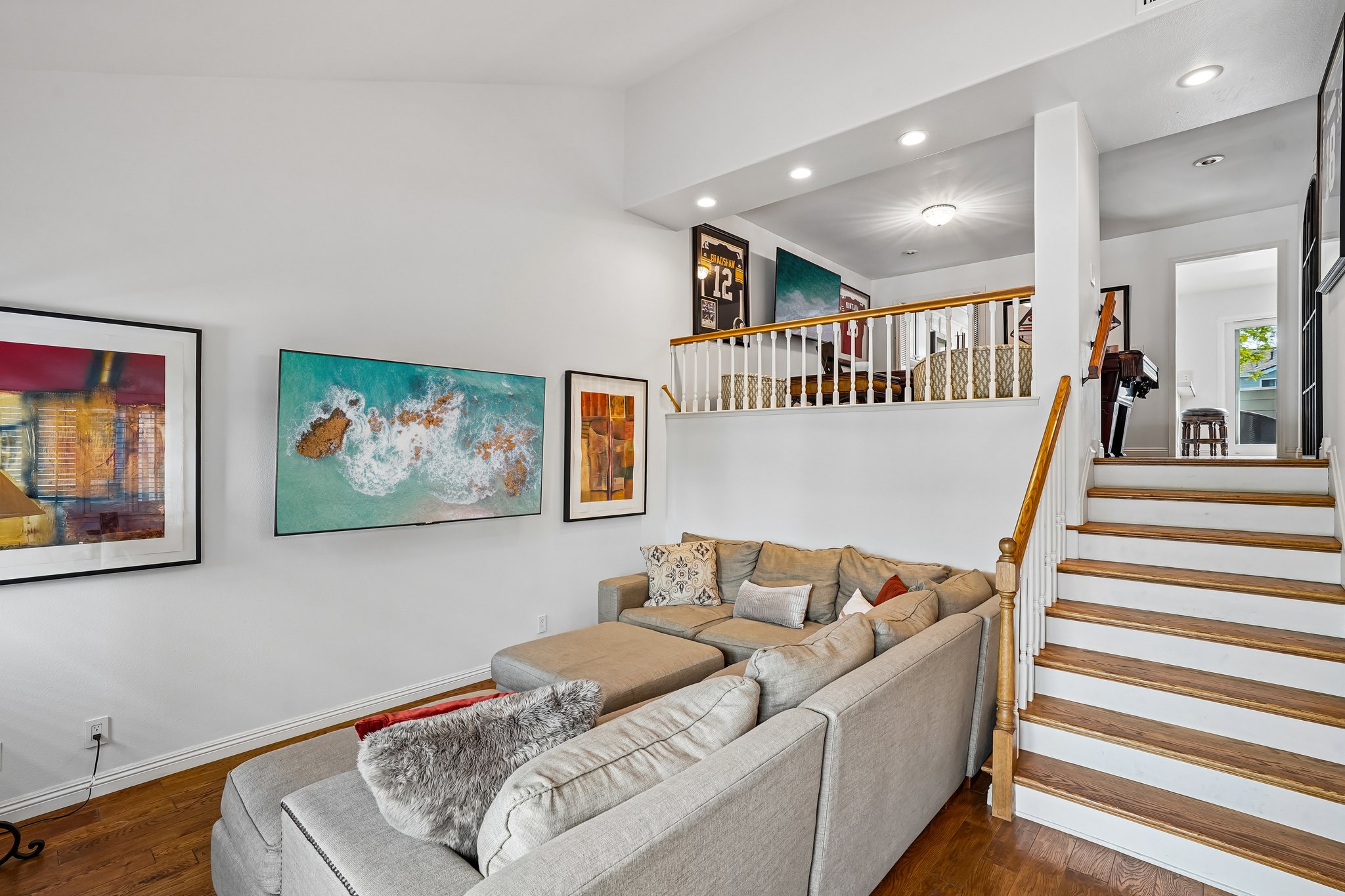 Tiburon Ct-S0805-005.jpg